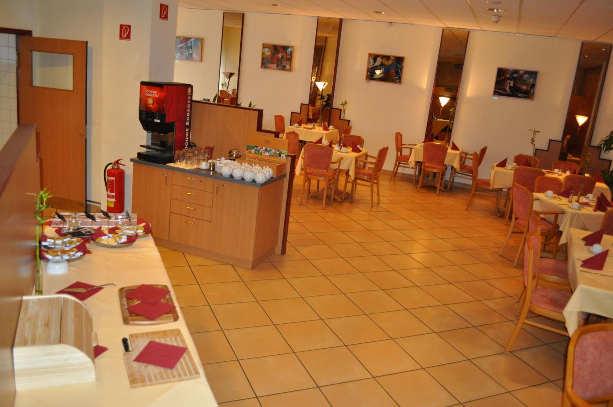 Trip Inn Hotel Frankfurt Airport Ruesselsheim Ngoại thất bức ảnh