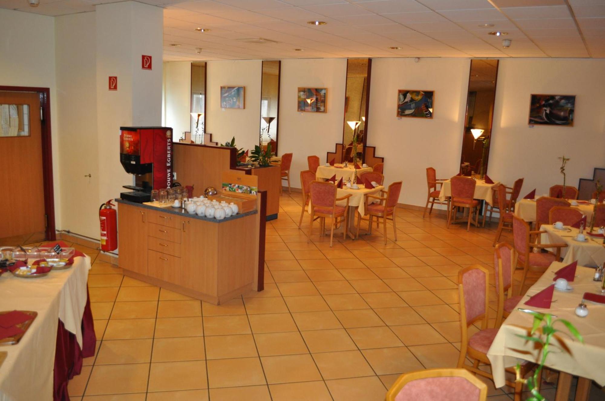 Trip Inn Hotel Frankfurt Airport Ruesselsheim Ngoại thất bức ảnh