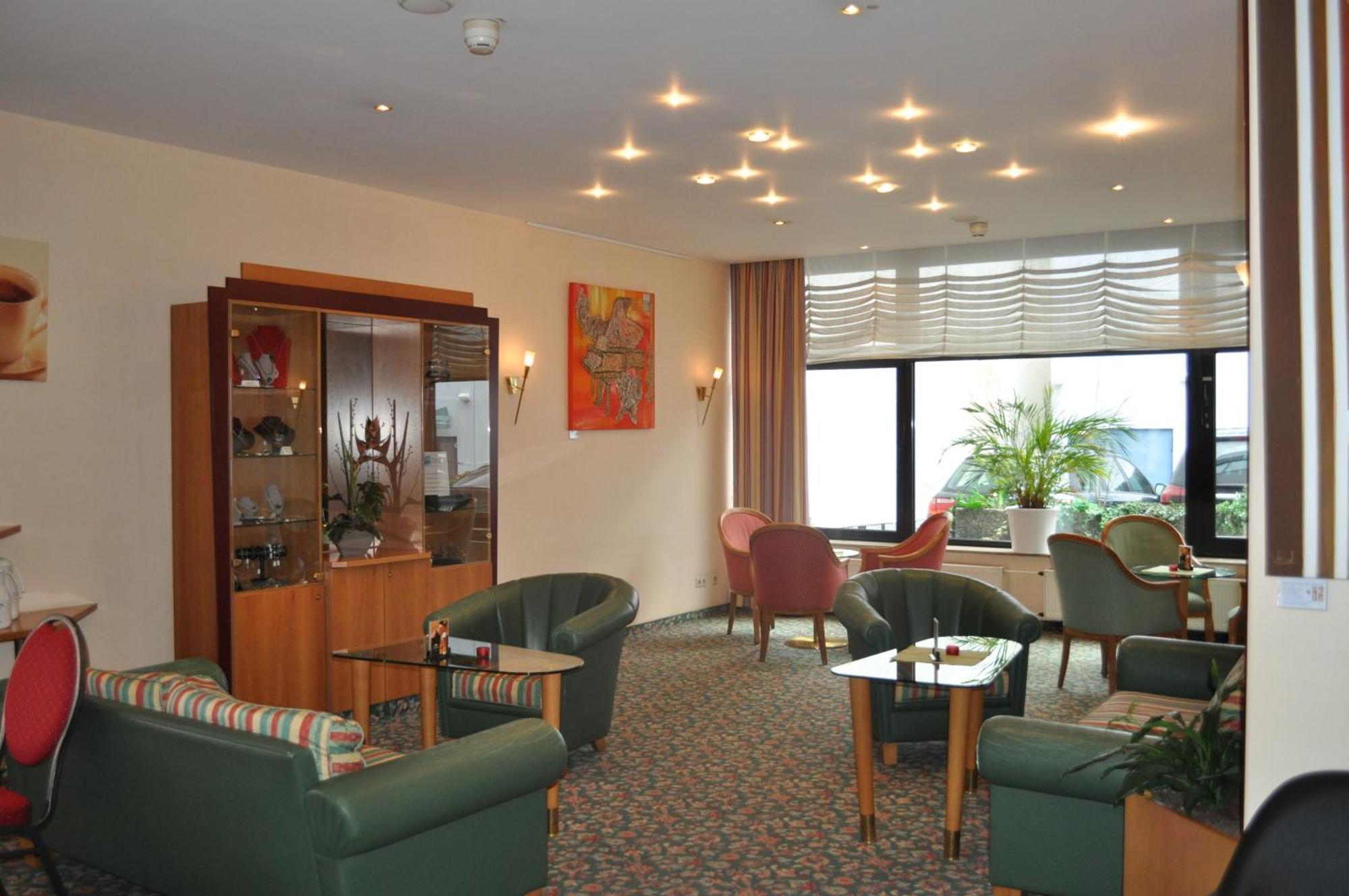 Trip Inn Hotel Frankfurt Airport Ruesselsheim Ngoại thất bức ảnh