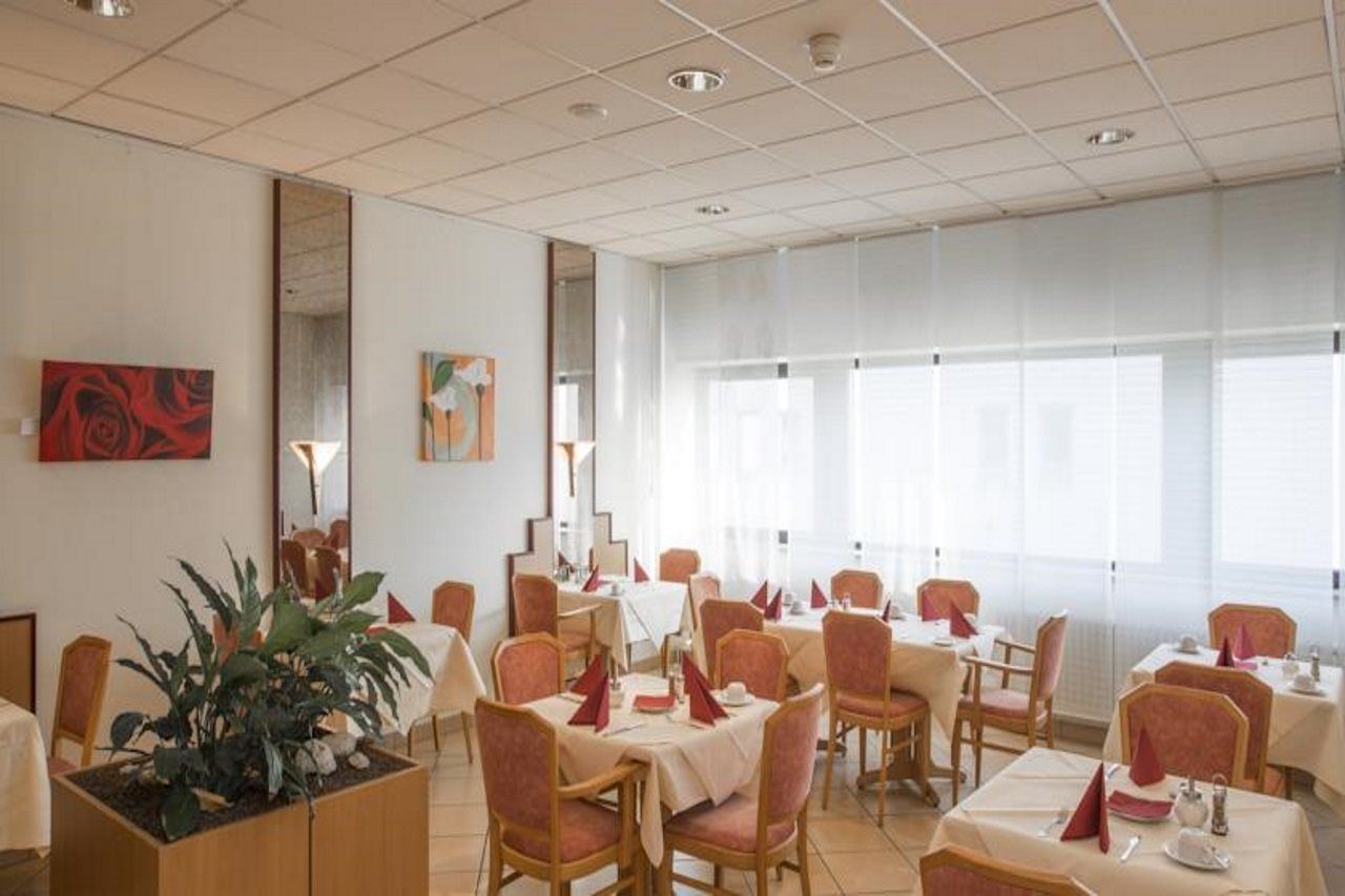 Trip Inn Hotel Frankfurt Airport Ruesselsheim Ngoại thất bức ảnh