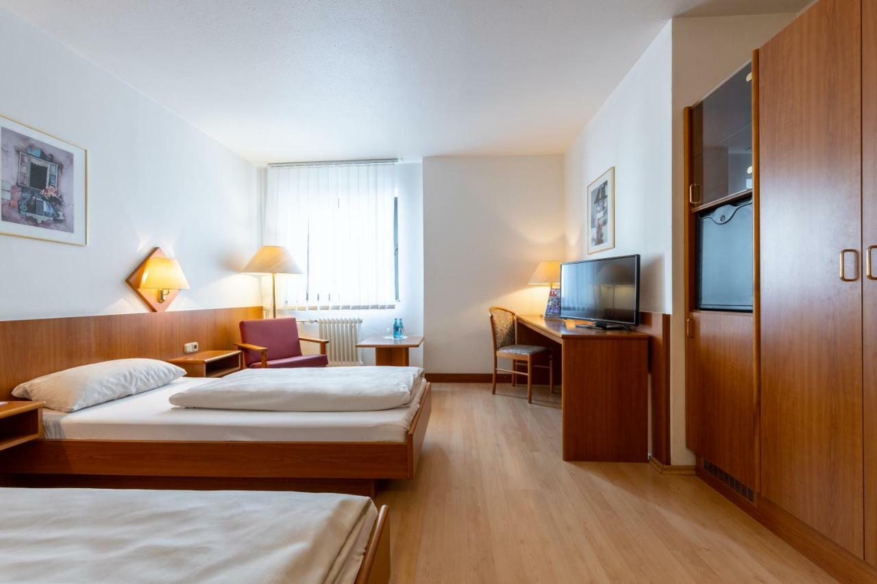Trip Inn Hotel Frankfurt Airport Ruesselsheim Ngoại thất bức ảnh